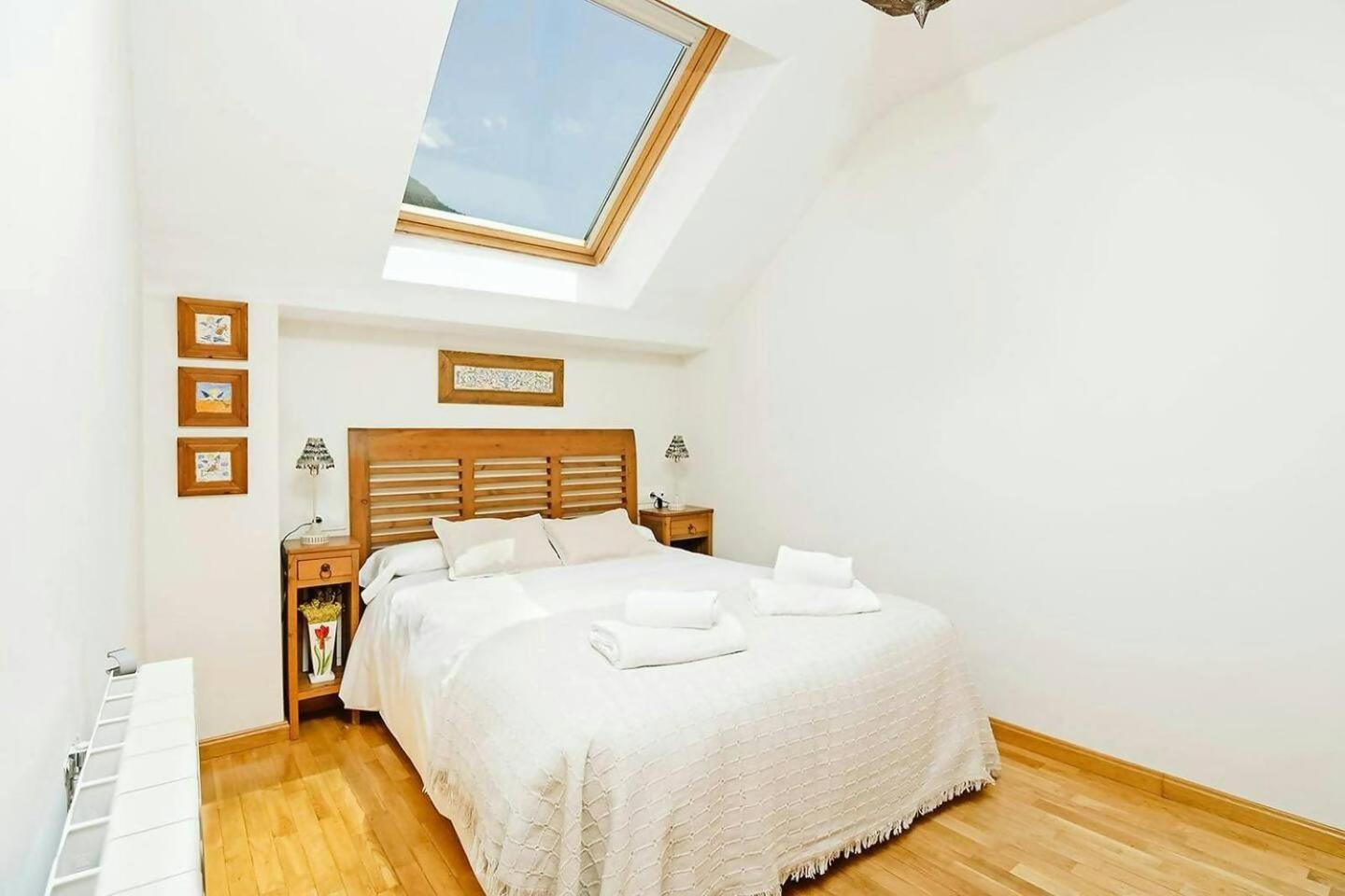 Casa Begona - Wifi Sencillo Y Acogedor Apartment Sallent De Gallego Bagian luar foto